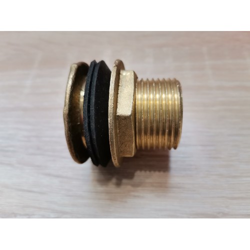 Врізання в бак 3/4"